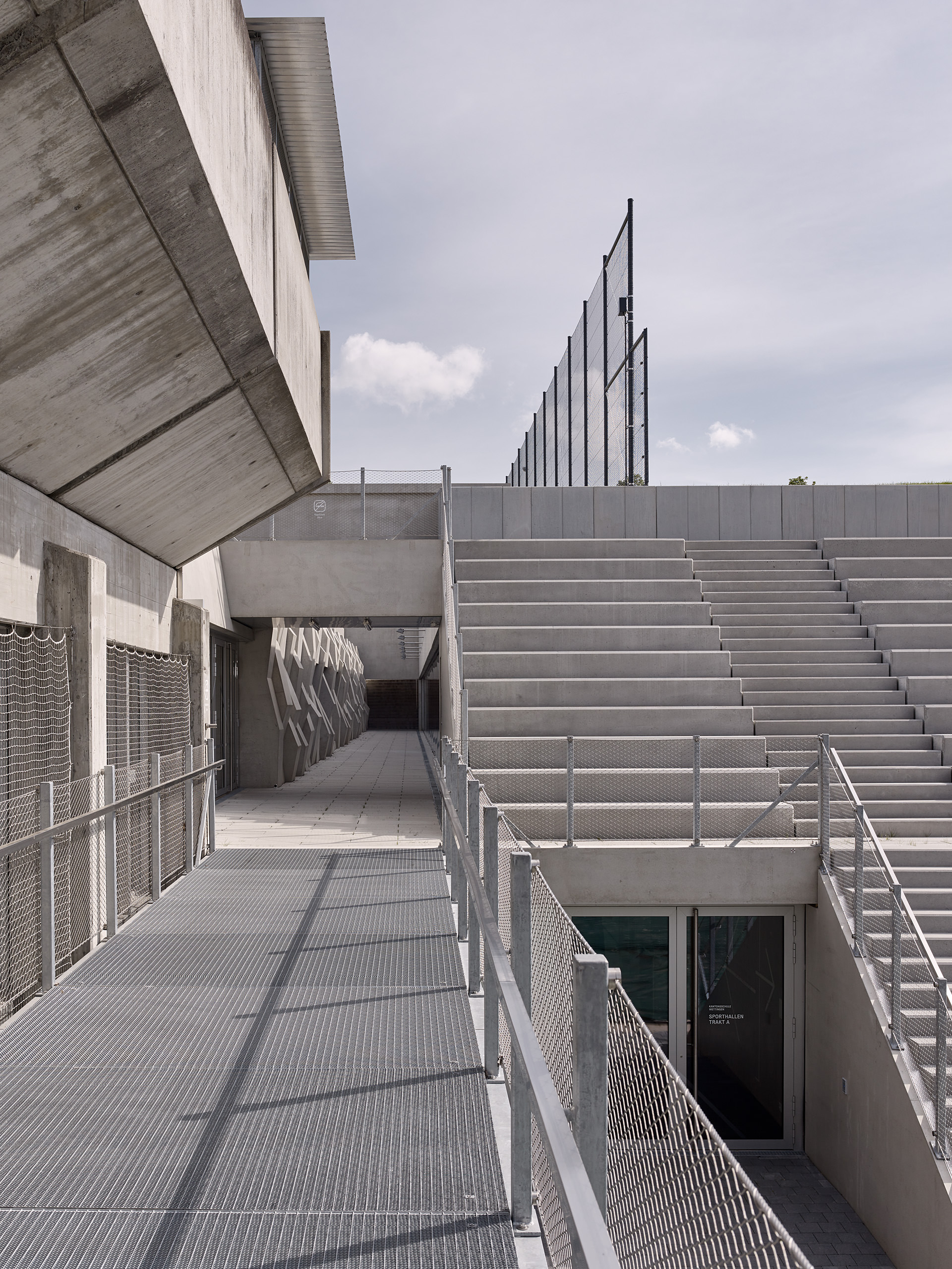 Dreifachturnhalle Kantonsschule Wettingen